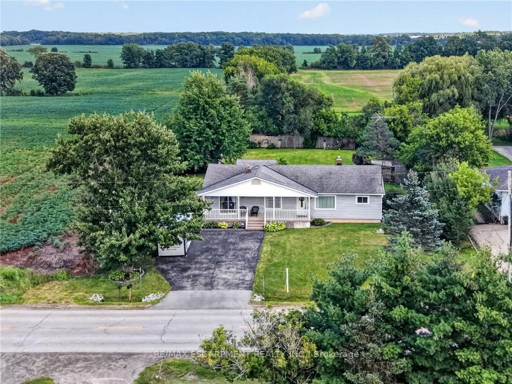 Photo 1 of 3235 Grassie Road, Grimsby, Grimsby Escarpment — HOMEH