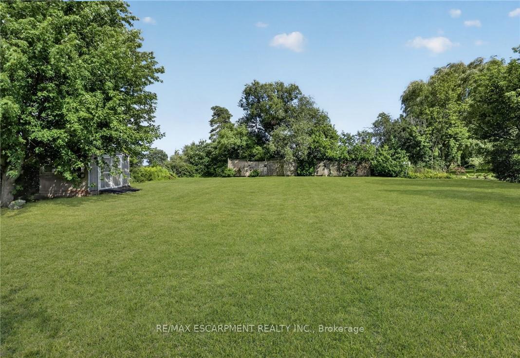 Photo 34 of 3235 Grassie Road, Grimsby, Grimsby Escarpment — HOMEH
