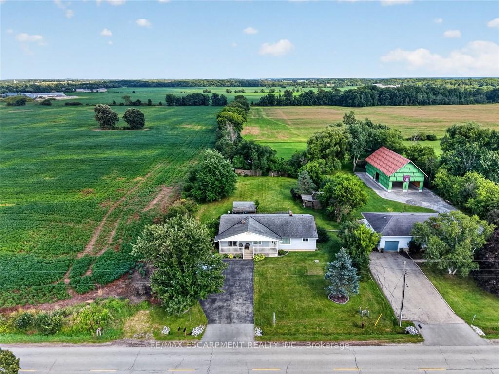 Photo 35 of 3235 Grassie Road, Grimsby, Grimsby Escarpment — HOMEH