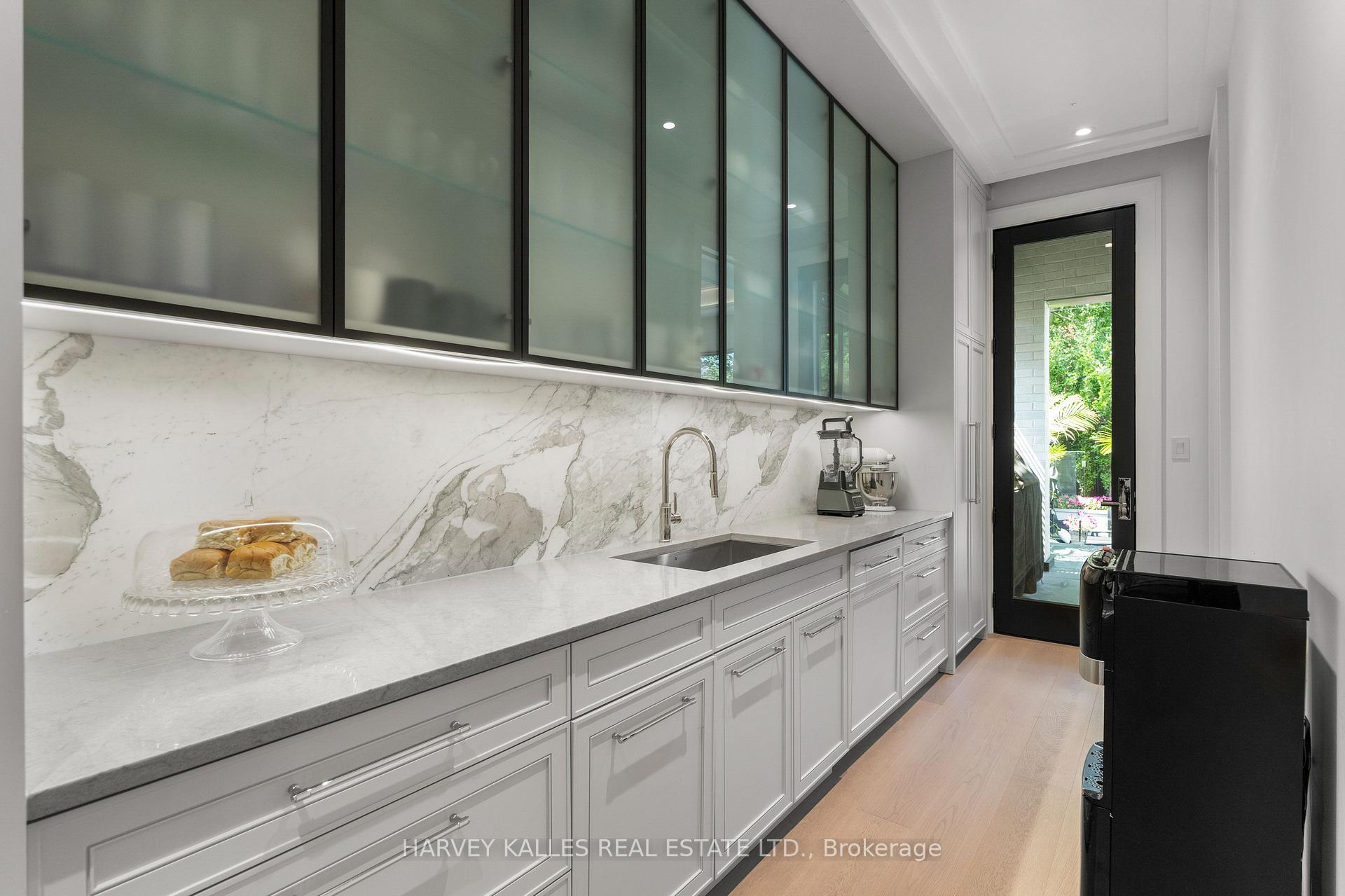 Photo 19 of 106 Richview Avenue, Toronto, Forest Hill South — HOMEH
