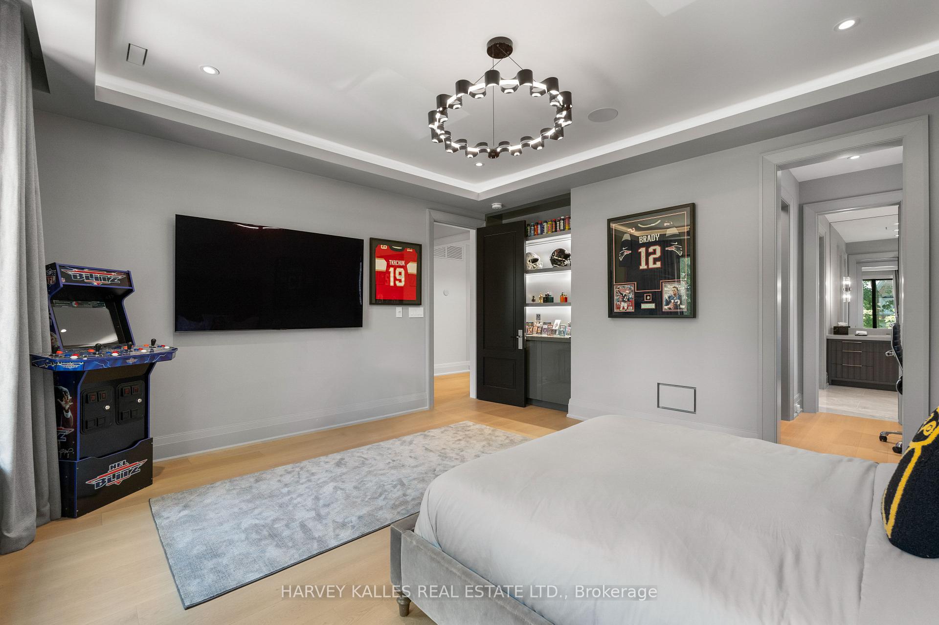 Photo 34 of 106 Richview Avenue, Toronto, Forest Hill South — HOMEH