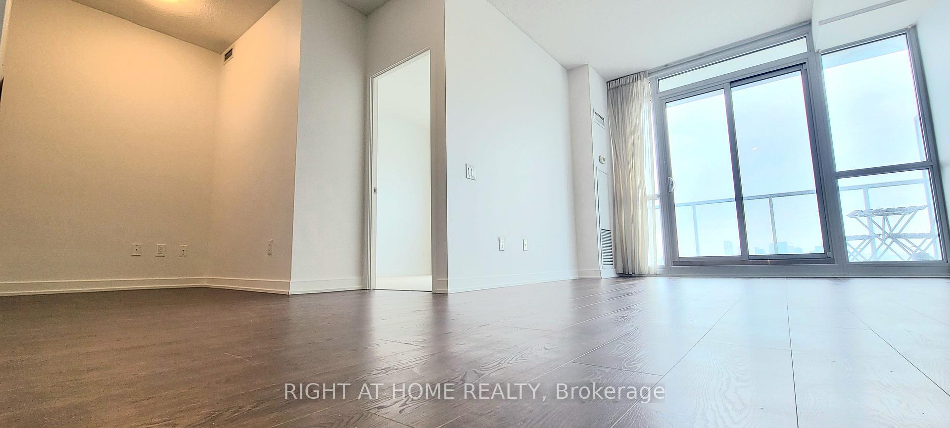 Photo 5 of Unit 2703, 121 McMahon Drive, North York, Bayview Village — HOMEH