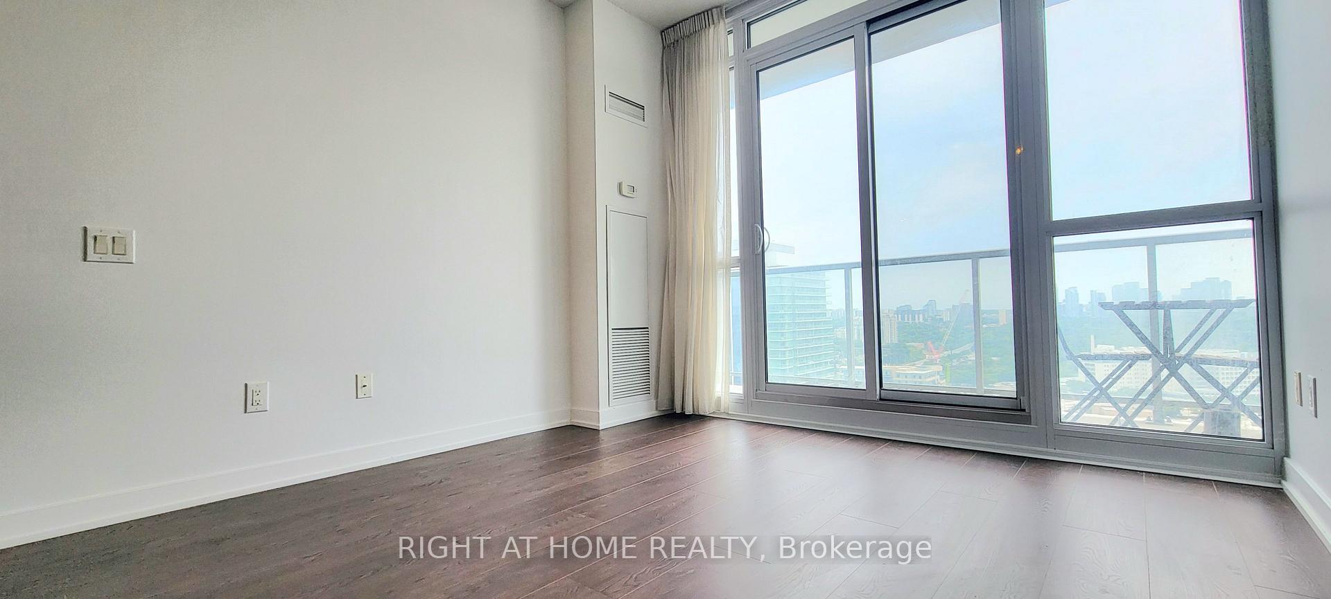 Photo 7 of Unit 2703, 121 McMahon Drive, North York, Bayview Village — HOMEH