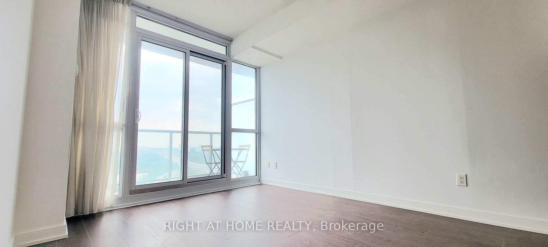 Photo 8 of Unit 2703, 121 McMahon Drive, North York, Bayview Village — HOMEH