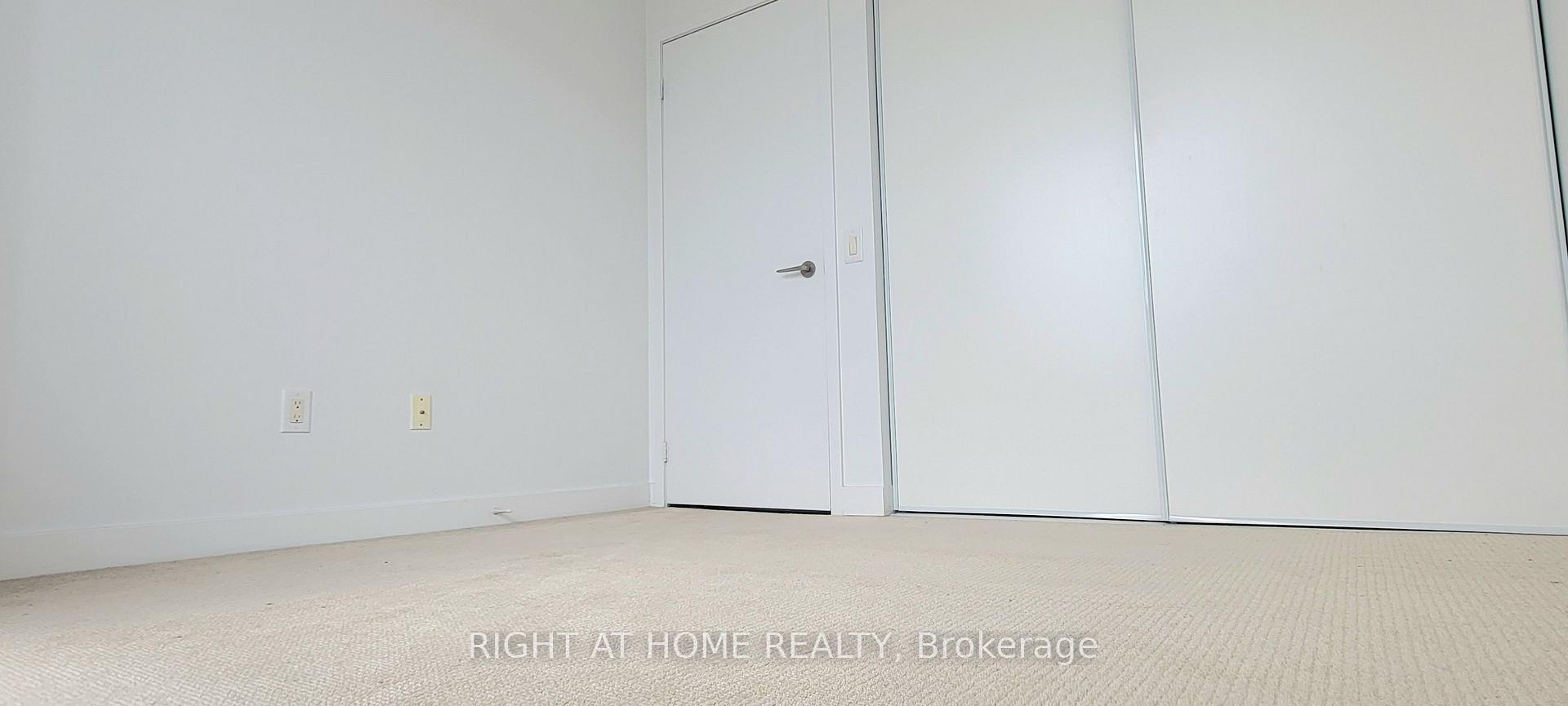 Photo 12 of Unit 2703, 121 McMahon Drive, North York, Bayview Village — HOMEH
