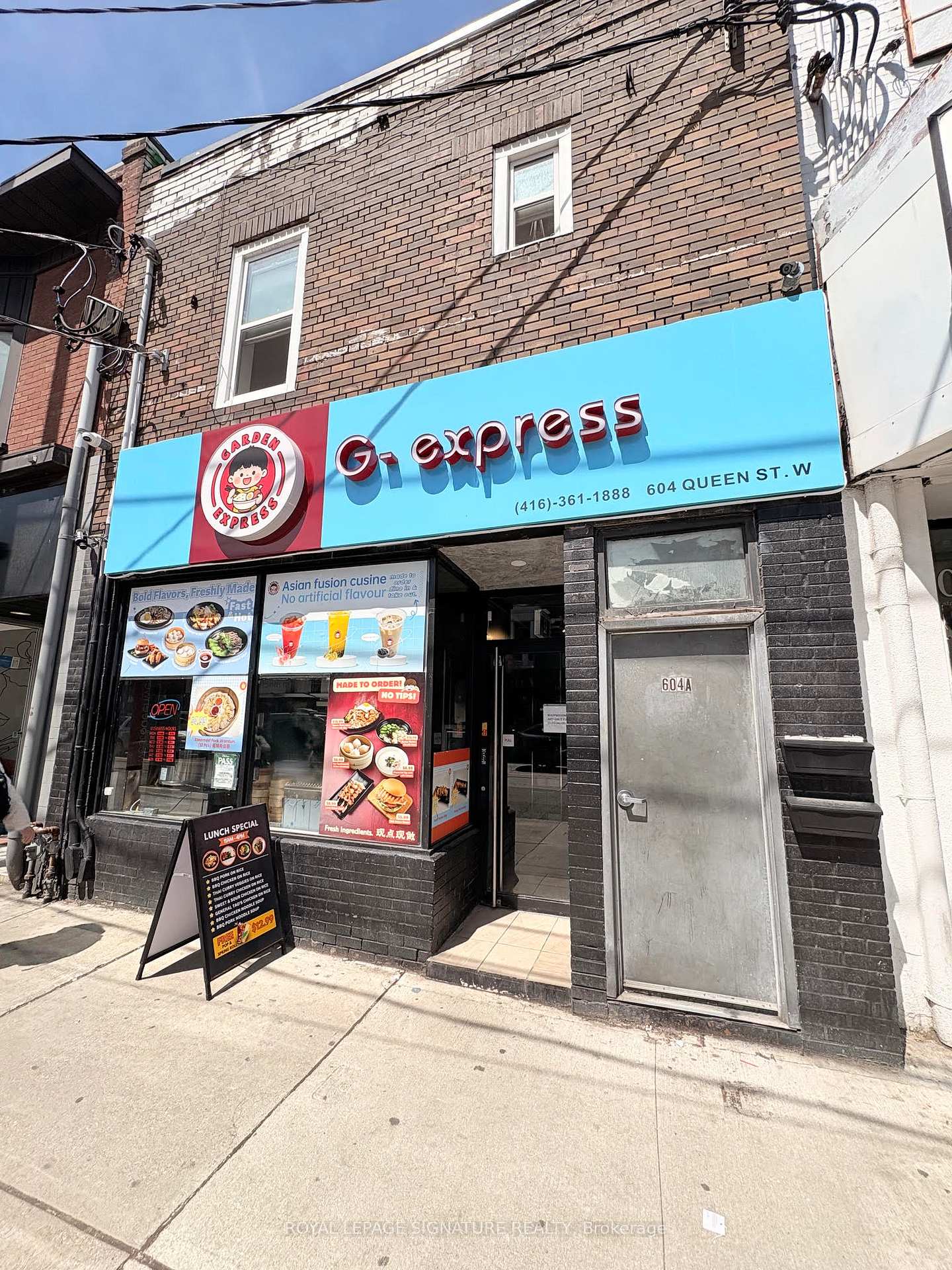 Front of 604A Queen Street W