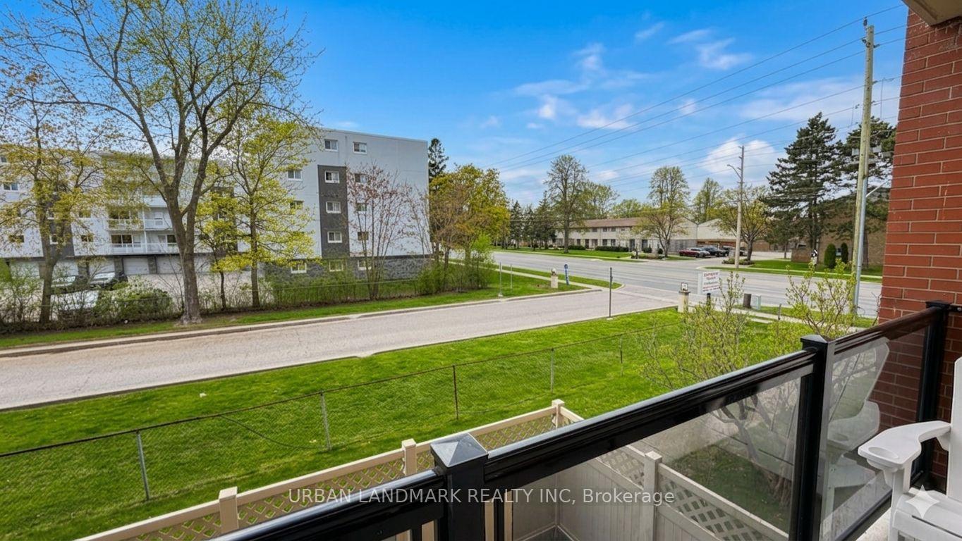 Photo 7 of Unit 201, 131 Taunton Road E, Oshawa, Centennial — HOMEH