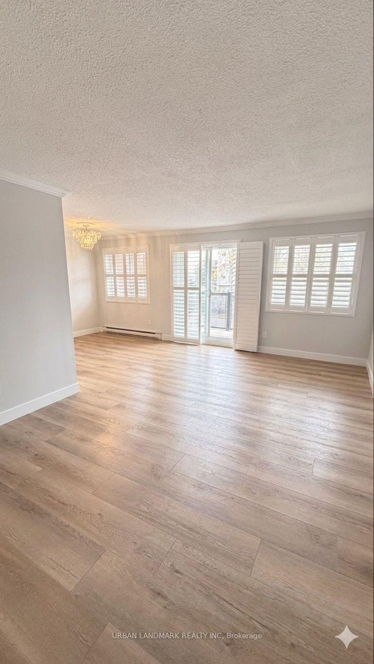 Photo 8 of Unit 201, 131 Taunton Road E, Oshawa, Centennial — HOMEH
