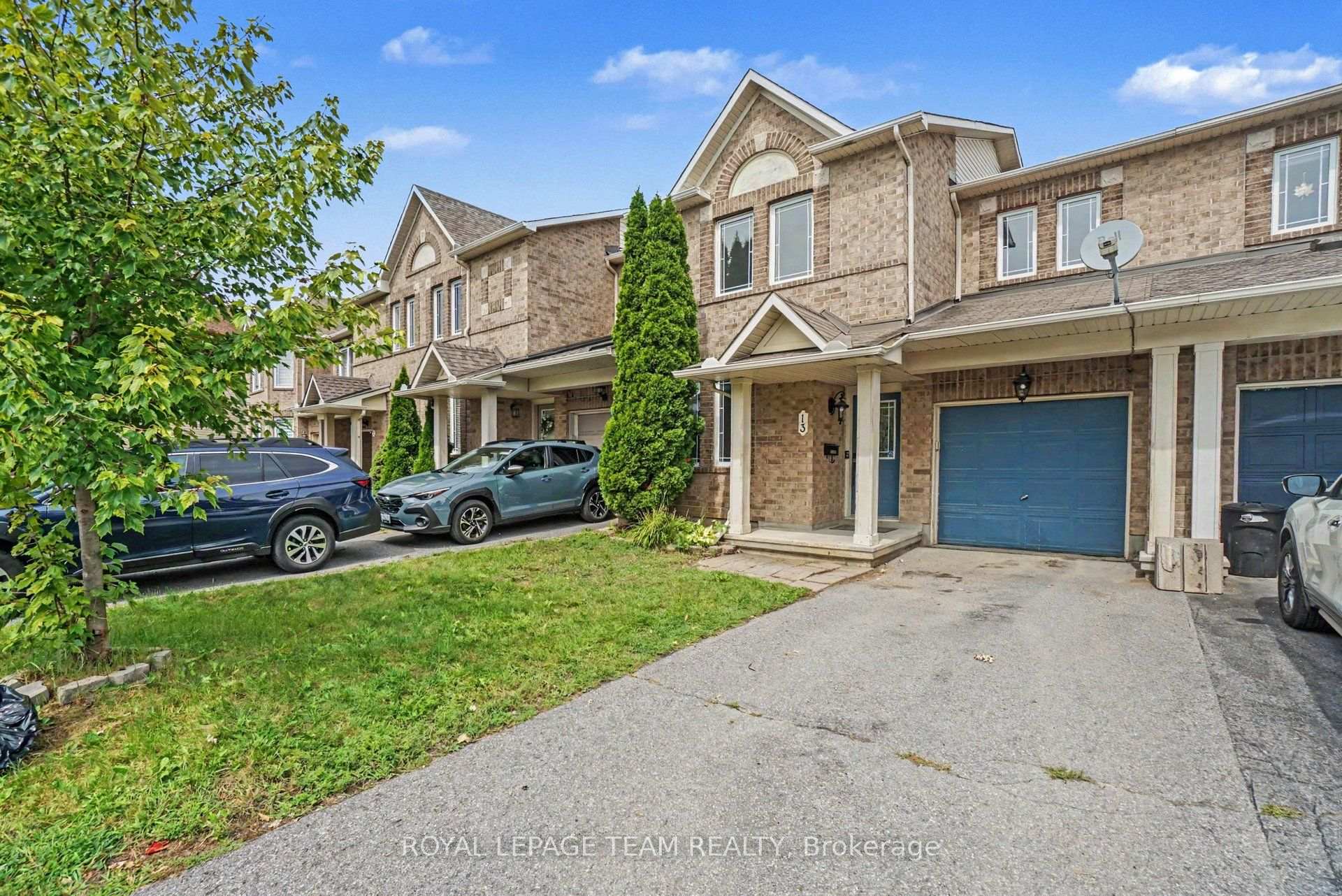 Photo 2 of 13 Stoneleigh Street, Ottawa, Barrhaven - Strandherd — HOMEH