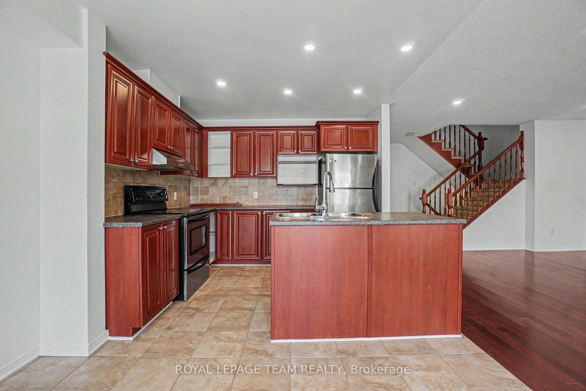 Photo 13 of 13 Stoneleigh Street, Ottawa, Barrhaven - Strandherd — HOMEH