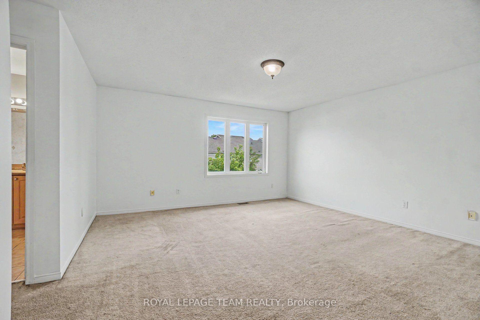 Photo 18 of 13 Stoneleigh Street, Ottawa, Barrhaven - Strandherd — HOMEH