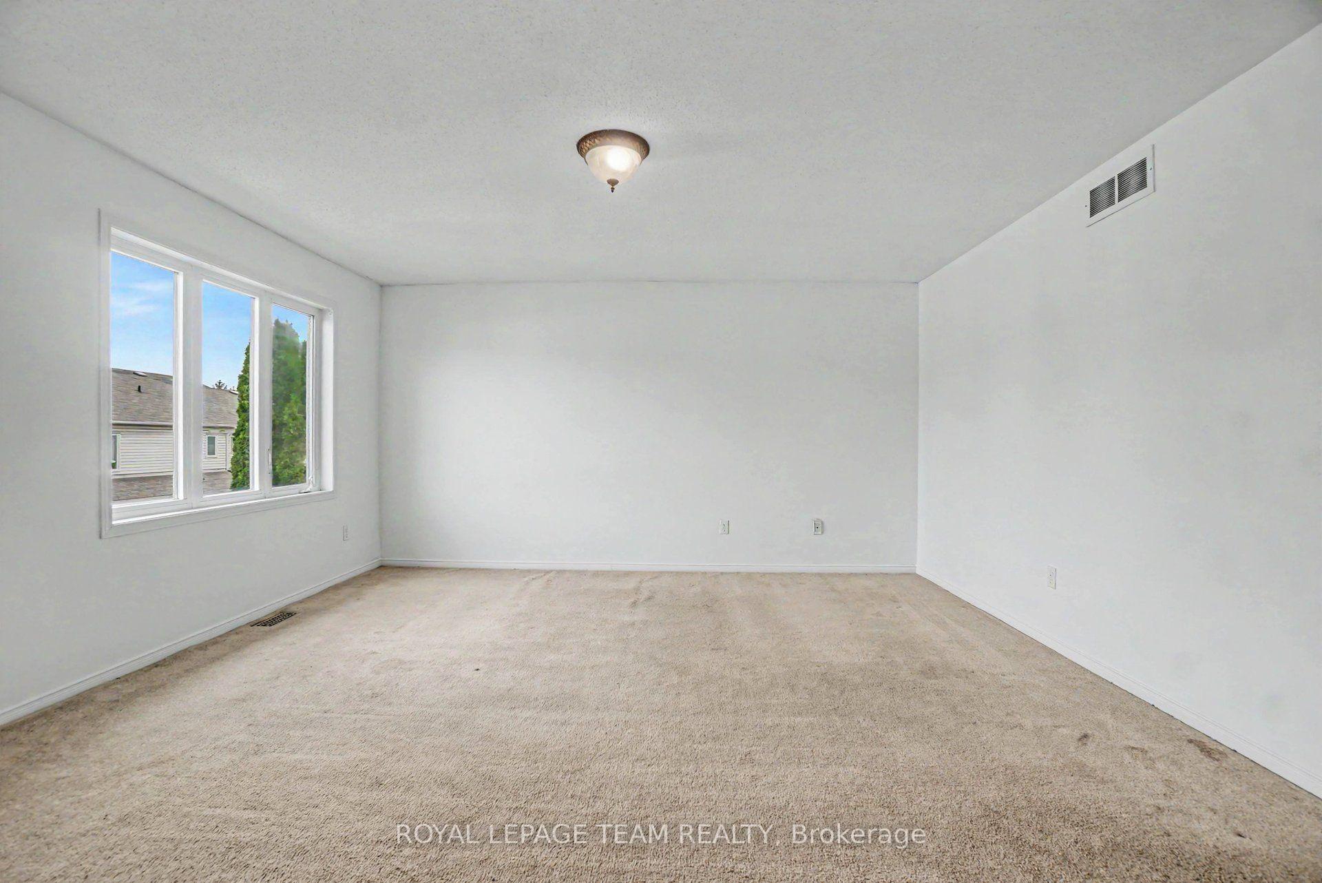Photo 19 of 13 Stoneleigh Street, Ottawa, Barrhaven - Strandherd — HOMEH