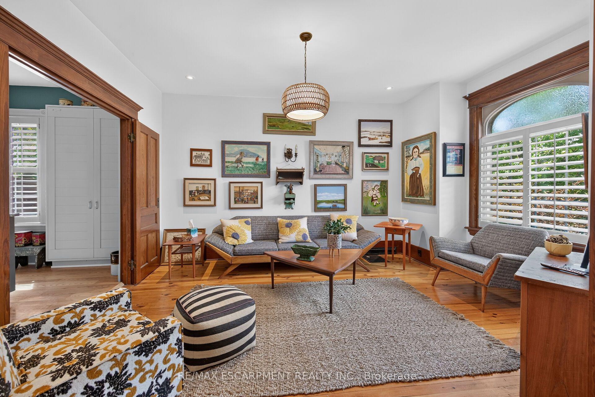 Photo 7 of 2074 Governors Road, Hamilton, Ancaster — HOMEH
