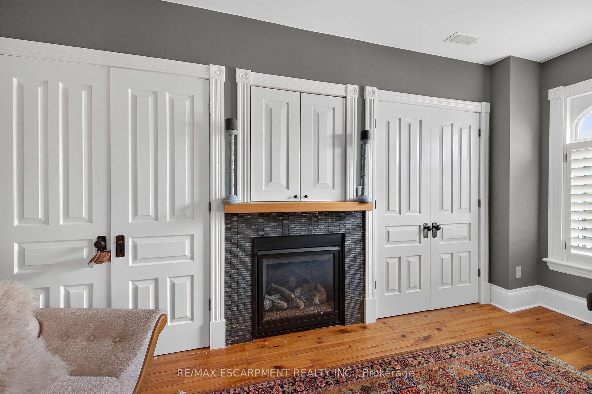 Photo 26 of 2074 Governors Road, Hamilton, Ancaster — HOMEH