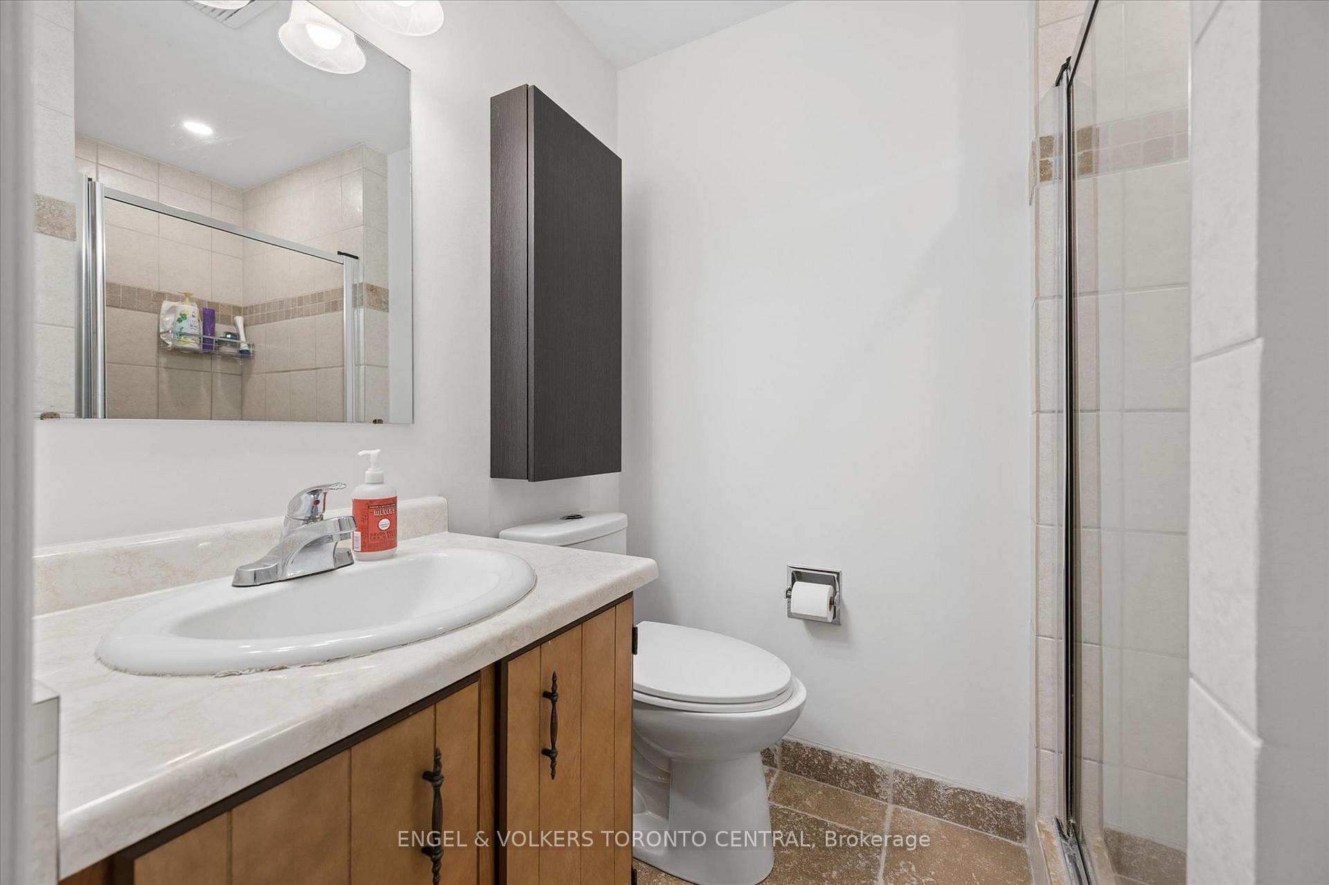 Photo 30 of Unit 7, 220 Kingswood Drive, Kitchener, Alpine — HOMEH