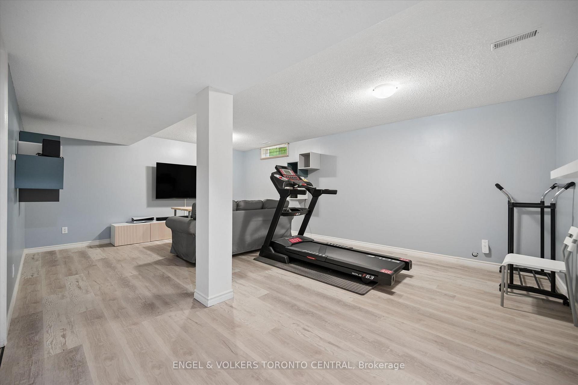 Photo 36 of Unit 7, 220 Kingswood Drive, Kitchener, Alpine — HOMEH