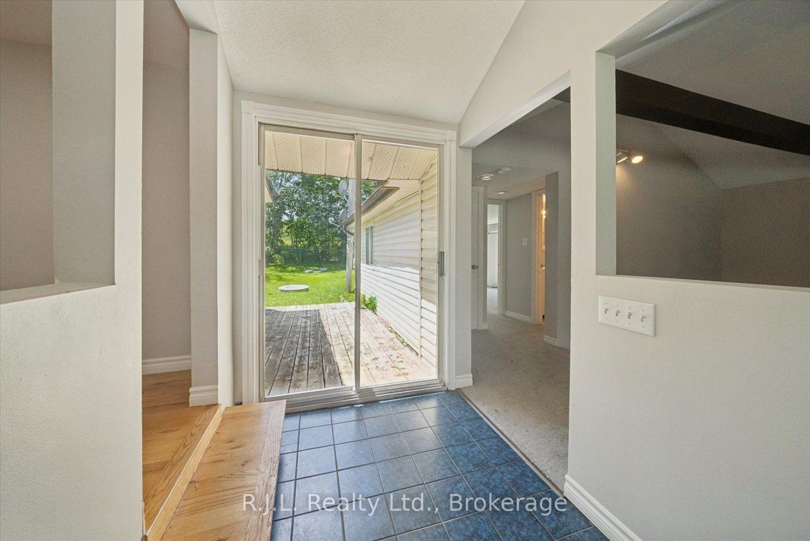 Photo 7 of 475 Causeway View Road S, Selwyn — HOMEH