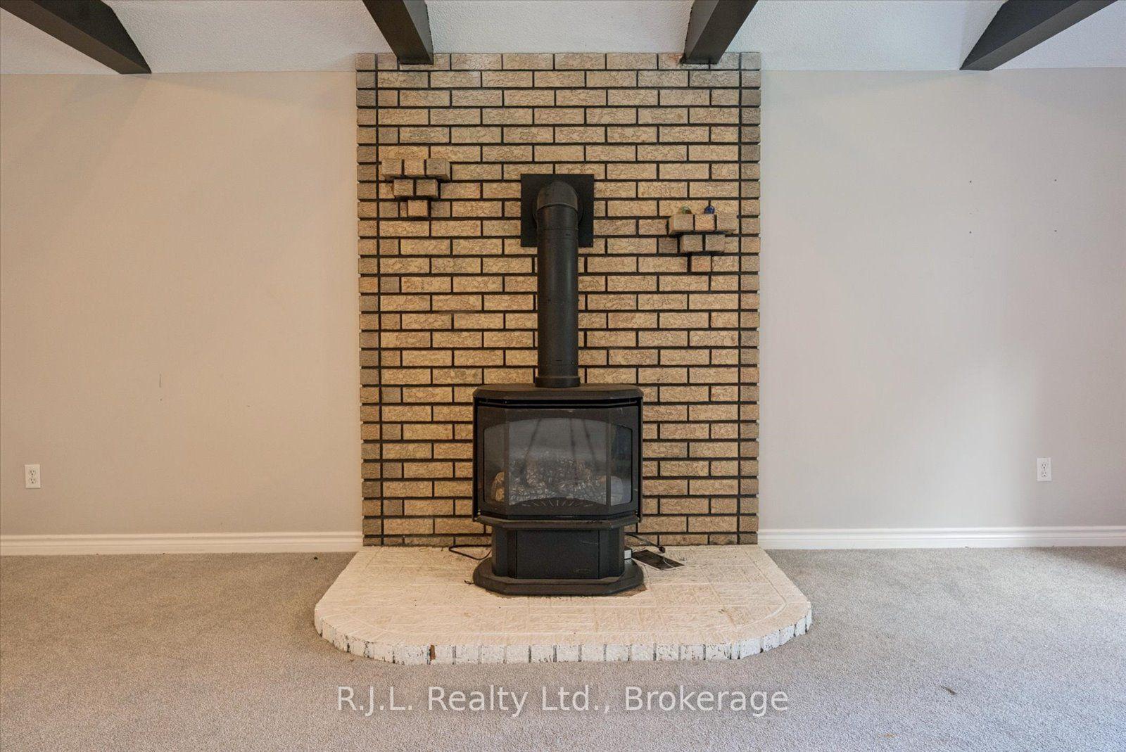 Photo 17 of 475 Causeway View Road S, Selwyn — HOMEH