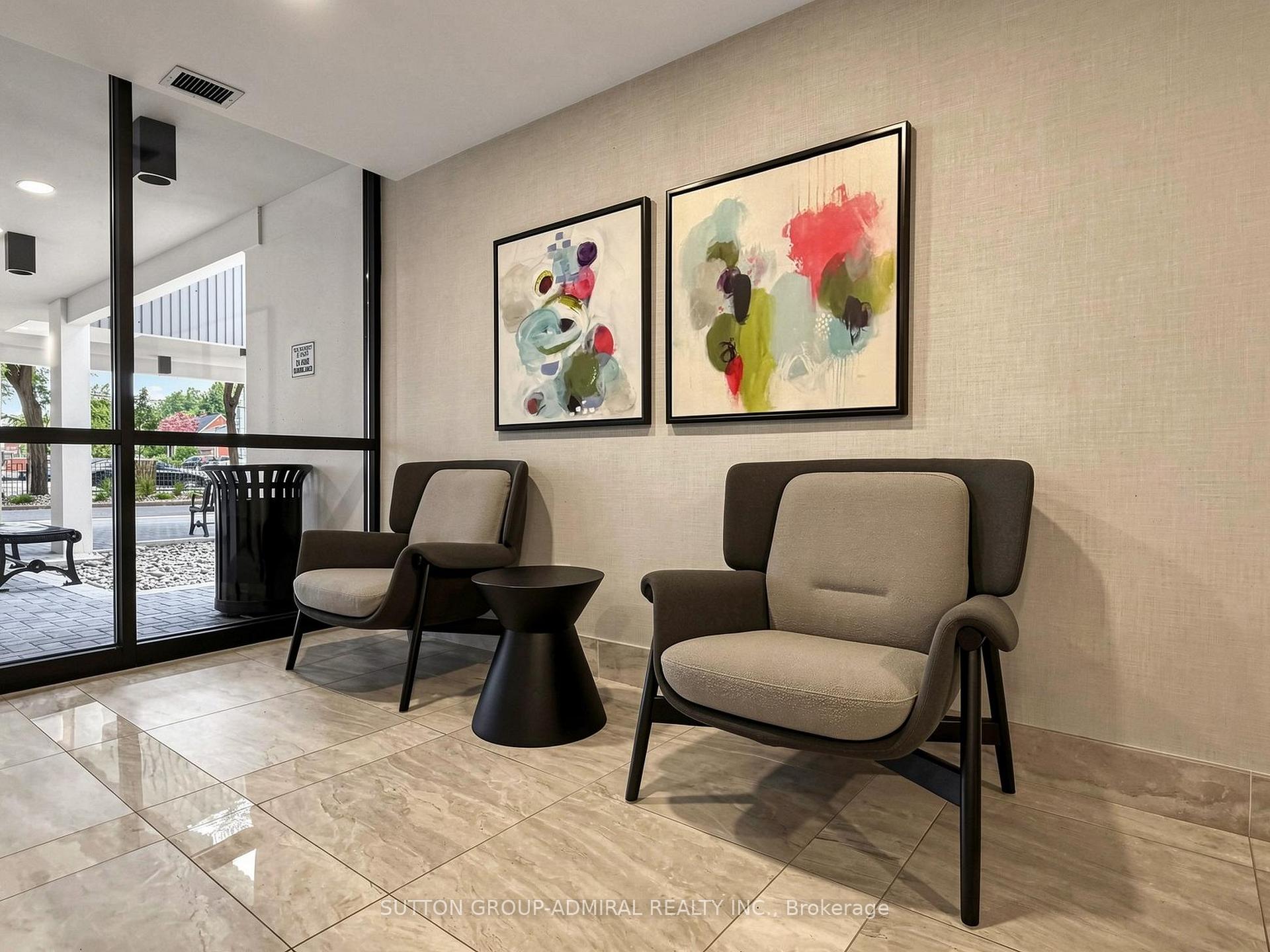 Photo 4 of Unit 708, 3000 Bathurst Street, Toronto, Englemount-Lawrence — HOMEH