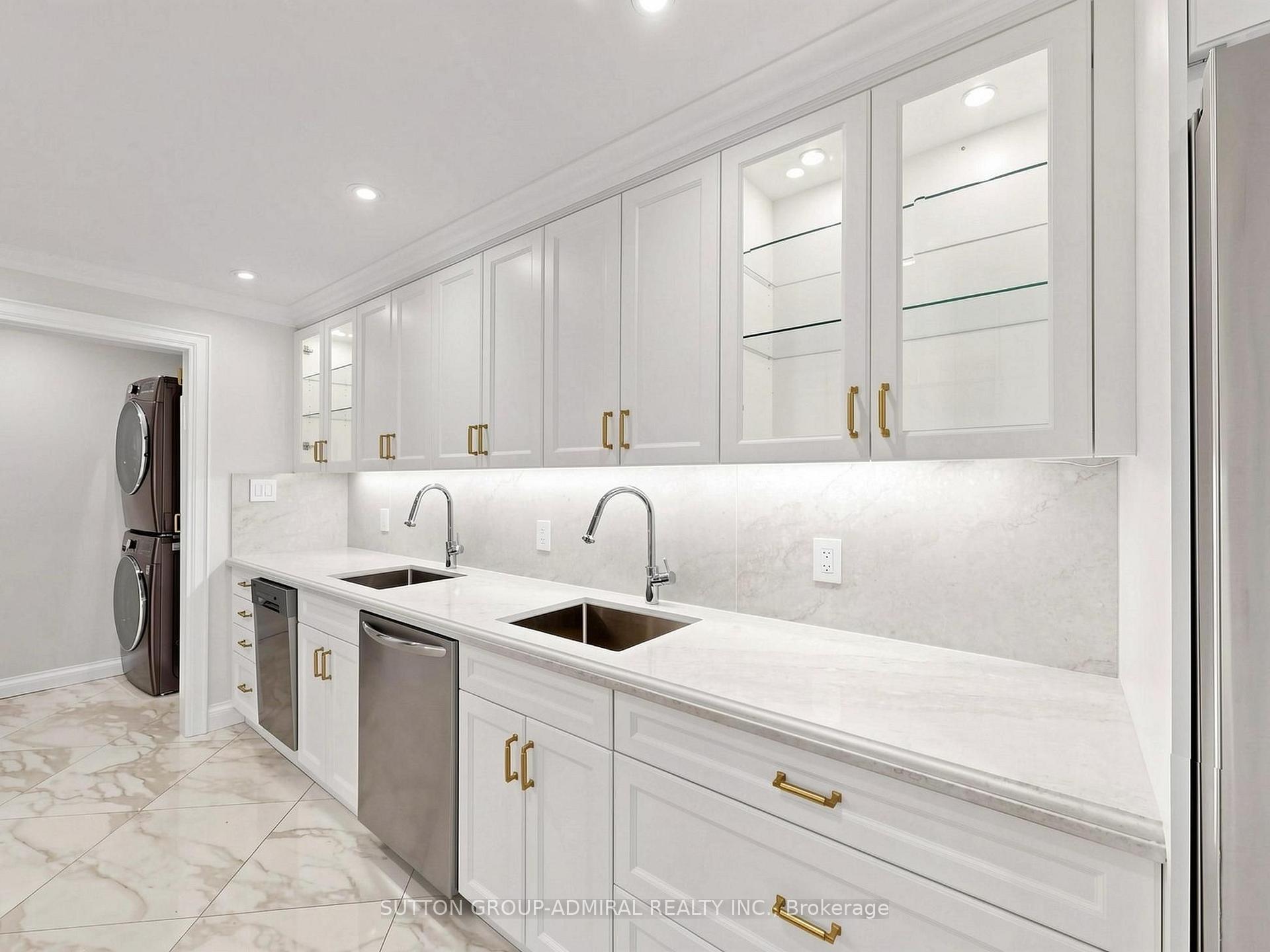 Photo 21 of Unit 708, 3000 Bathurst Street, Toronto, Englemount-Lawrence — HOMEH