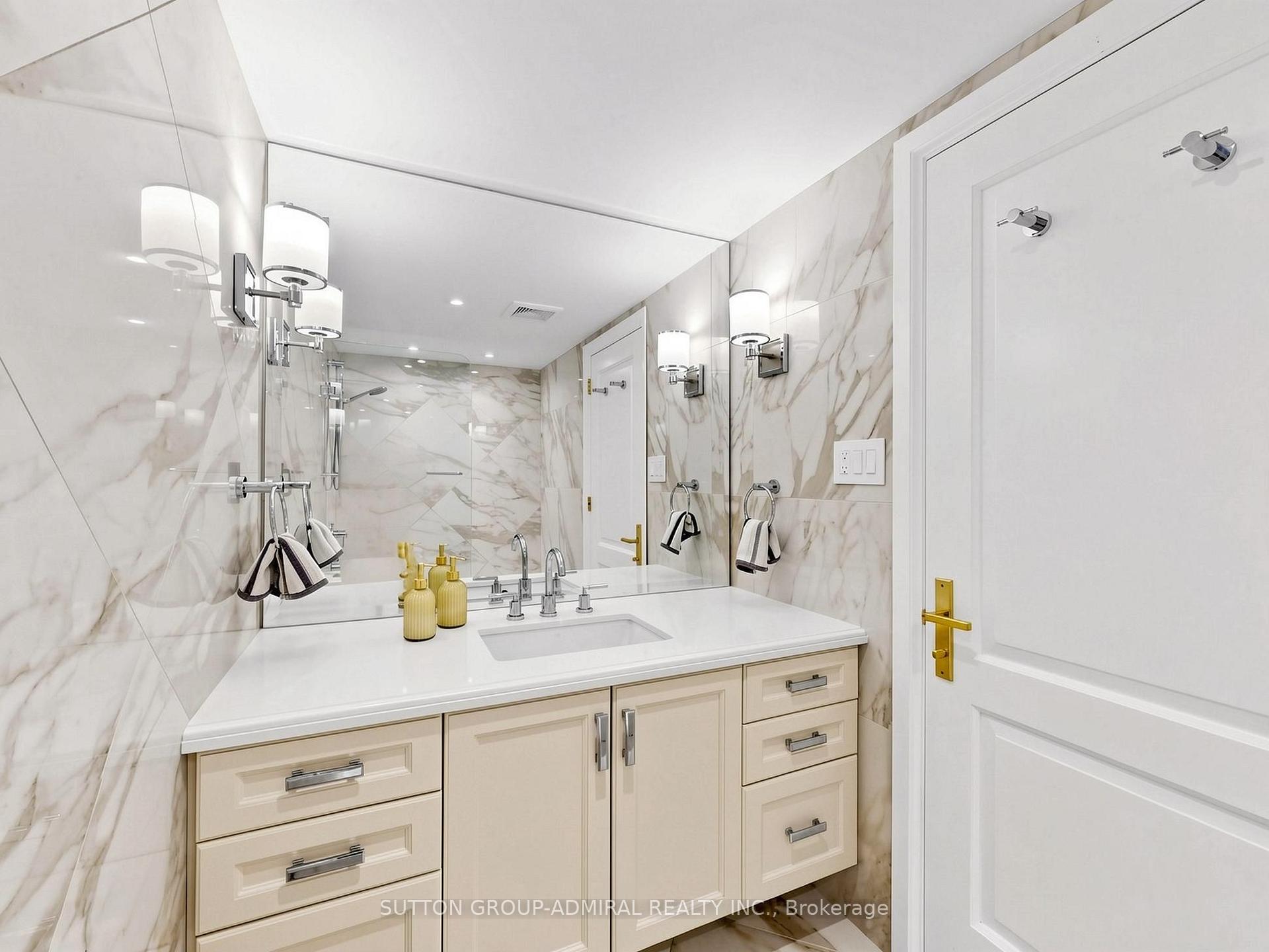 Photo 34 of Unit 708, 3000 Bathurst Street, Toronto, Englemount-Lawrence — HOMEH