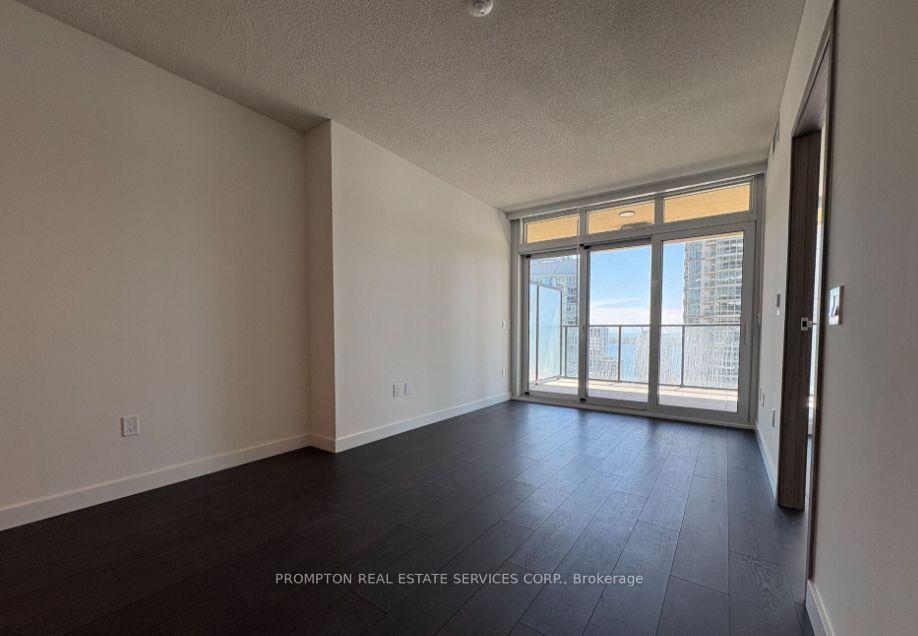 Photo 8 of Unit 2007, 1 Concord Cityplace Way, Toronto, Waterfront Communities — HOMEH