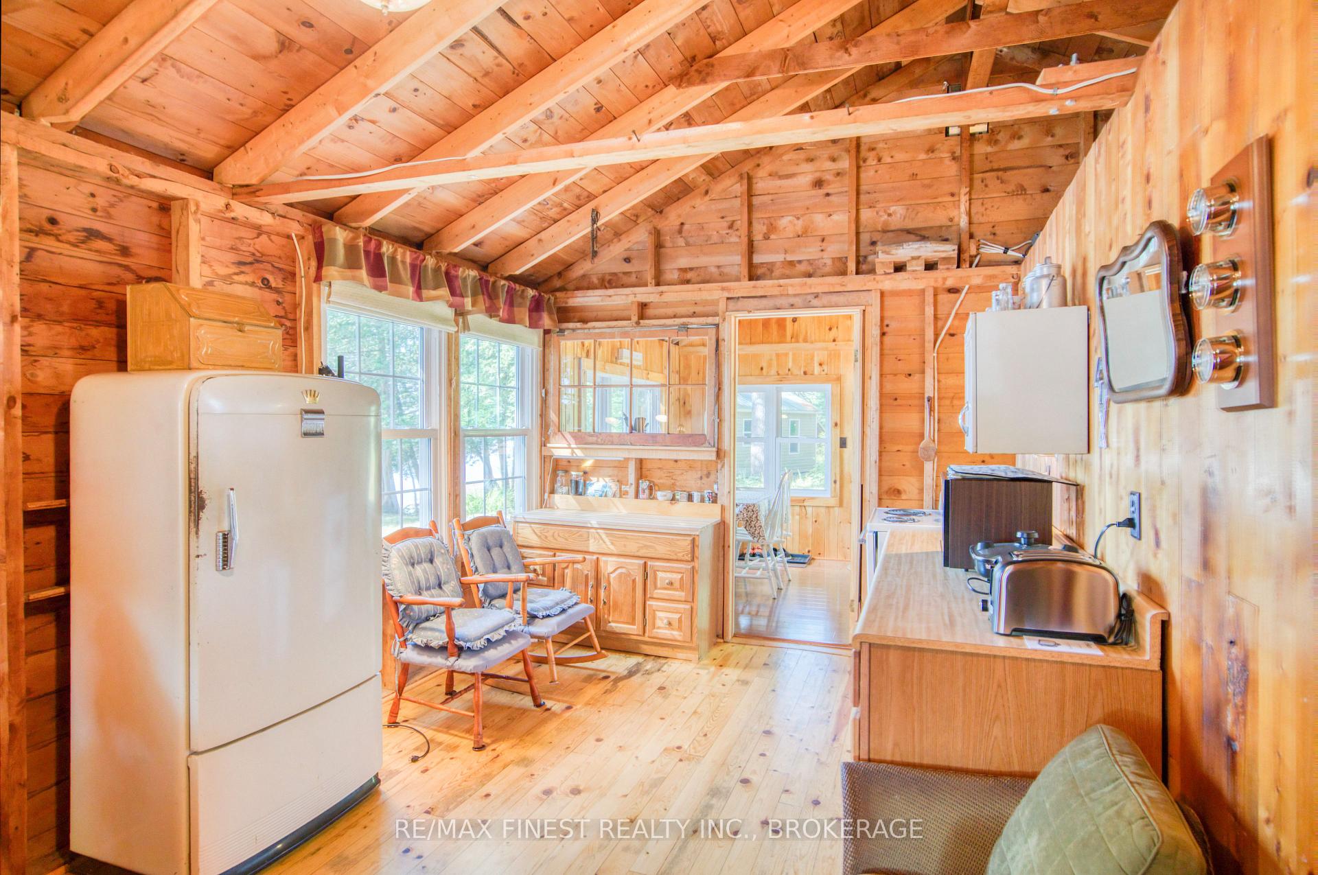 Photo 17 of 1041A Glass Lane, Frontenac, Frontenac North — HOMEH