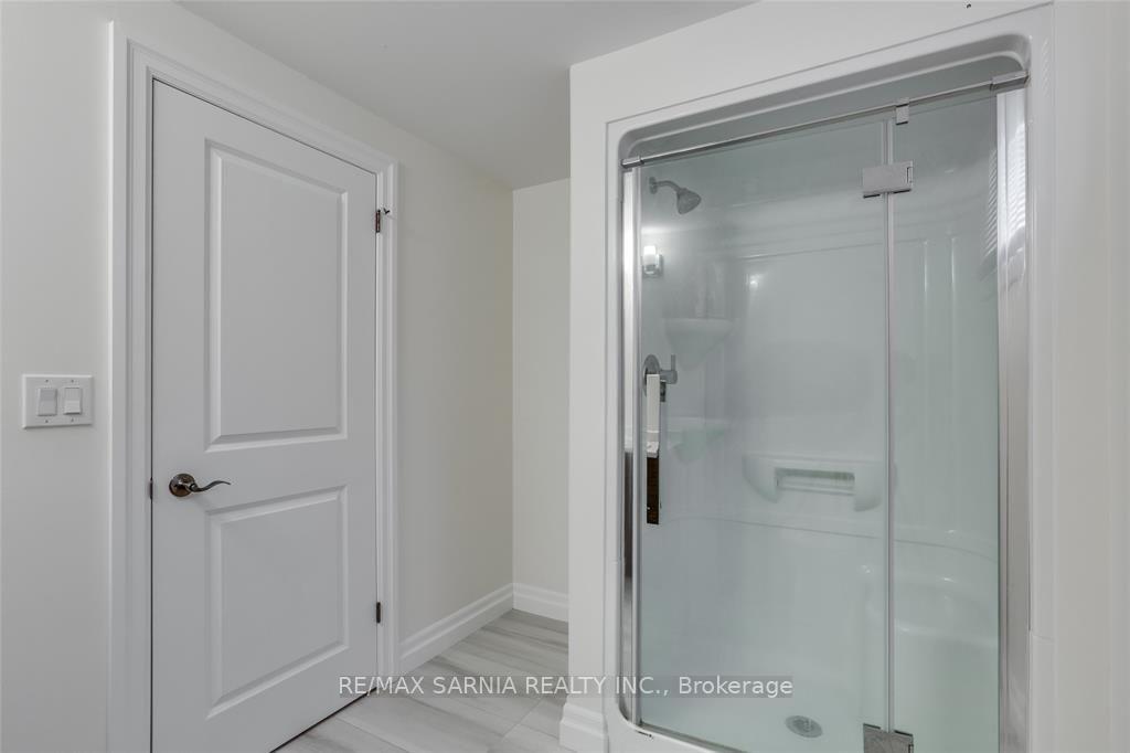 Photo 32 of 41 Sleepy Meadow Drive W, Chatham-Kent, Blenheim — HOMEH