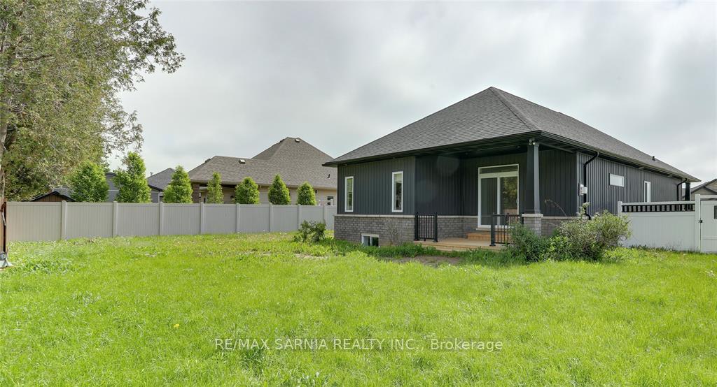 Photo 37 of 41 Sleepy Meadow Drive W, Chatham-Kent, Blenheim — HOMEH