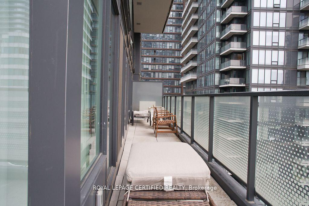 Photo 19 of Unit 1905, 125 Blue Jays Way, Toronto, Bay Street Corridor — HOMEH