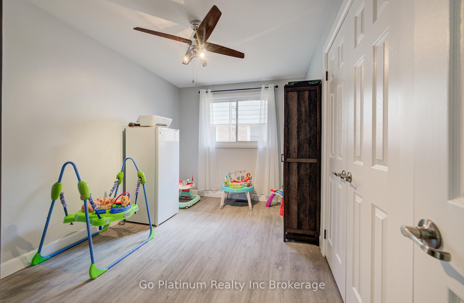 Photo 10 of 676 Peel Street, Norfolk, Delhi — HOMEH