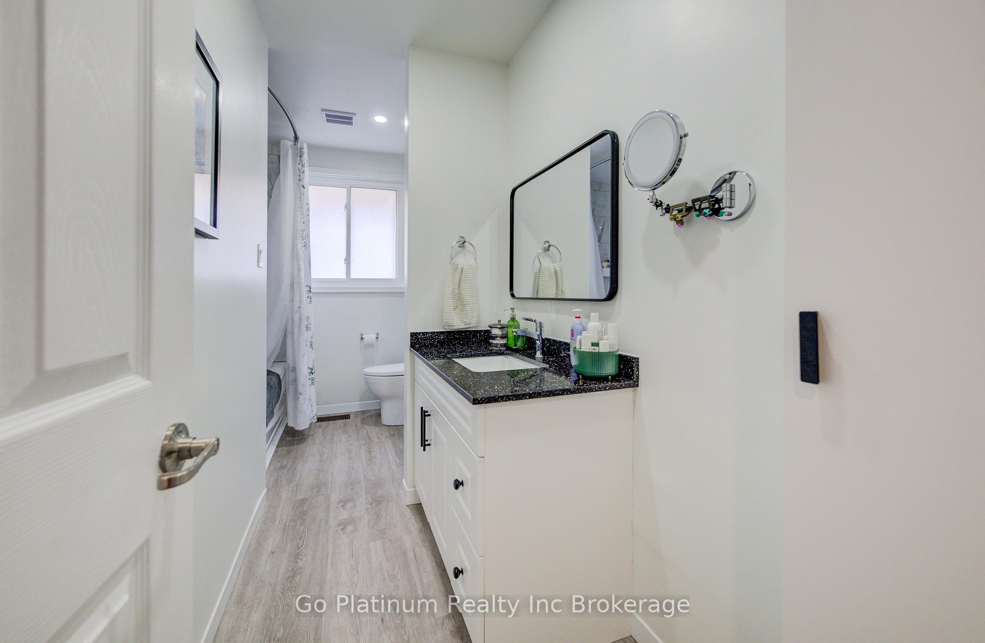 Photo 12 of 676 Peel Street, Norfolk, Delhi — HOMEH