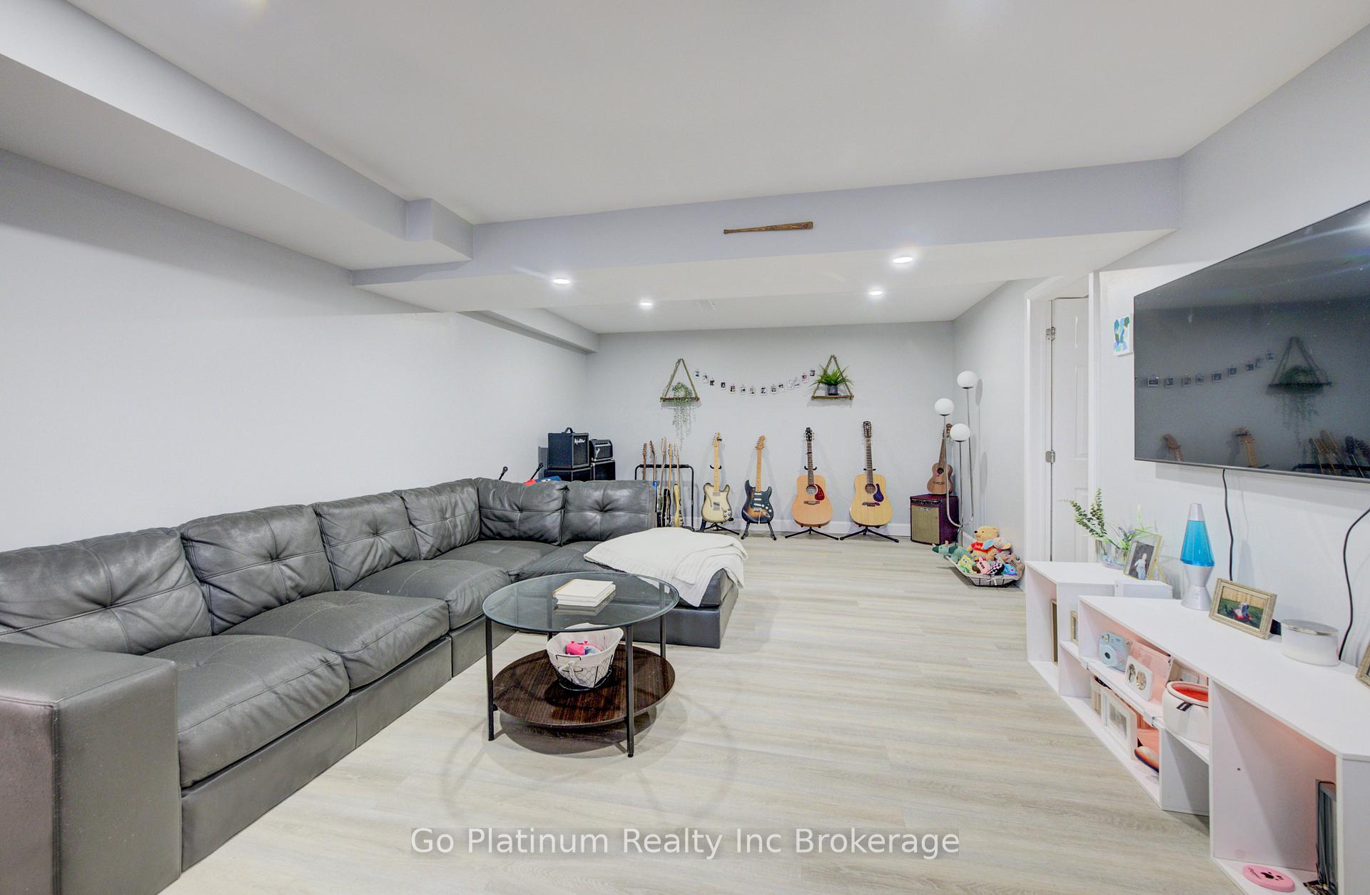 Photo 22 of 676 Peel Street, Norfolk, Delhi — HOMEH