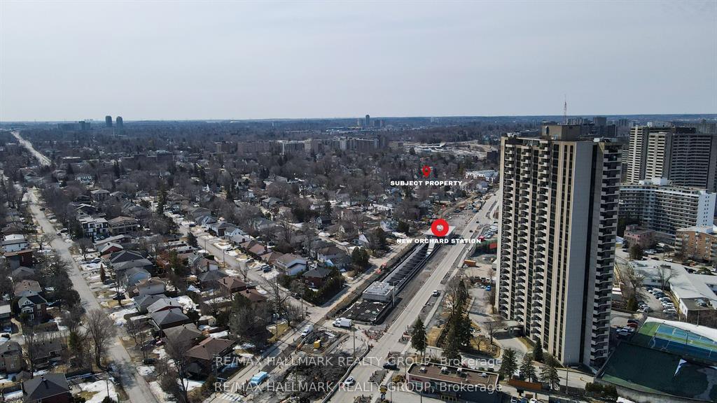 Photo 3 of 250 Richardson Avenue, Ottawa, Woodroffe — HOMEH