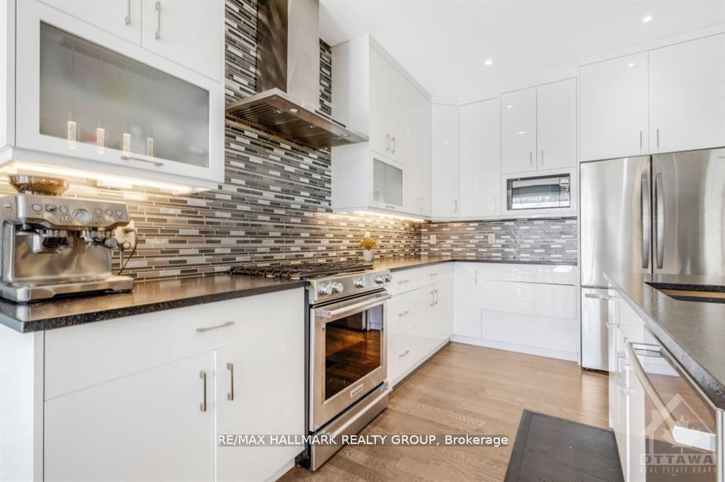 Photo 10 of 250 Richardson Avenue, Ottawa, Woodroffe — HOMEH