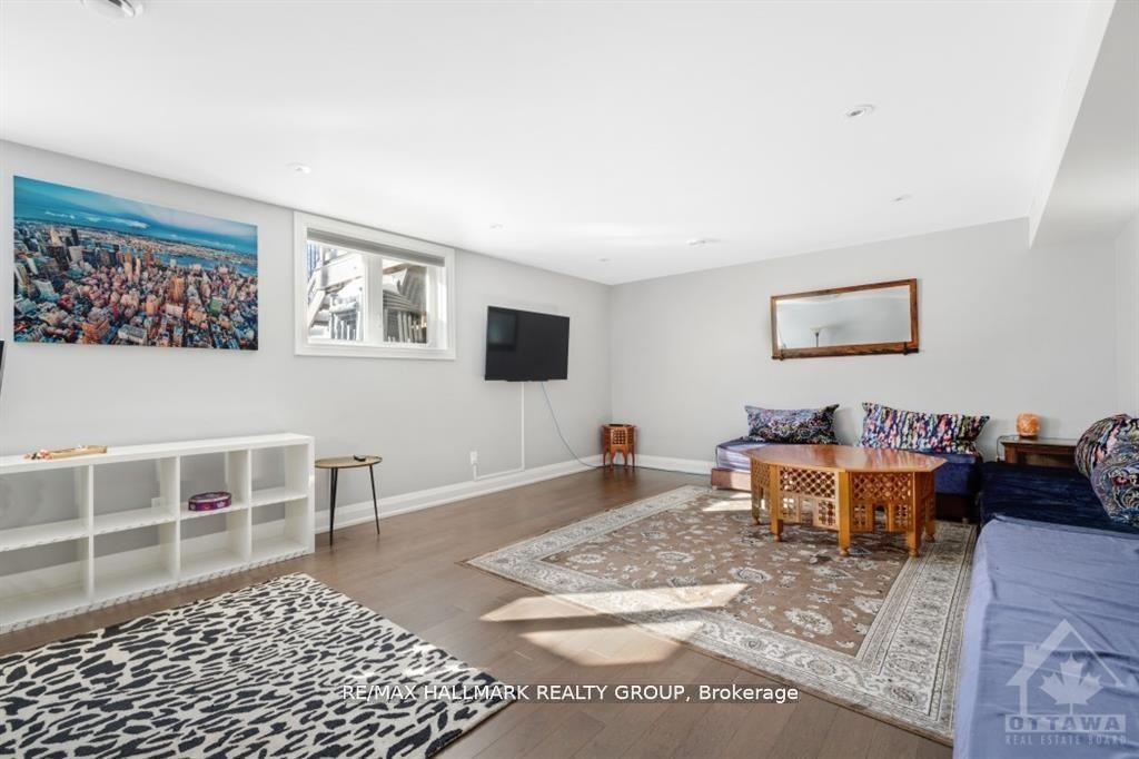 Photo 29 of 250 Richardson Avenue, Ottawa, Woodroffe — HOMEH