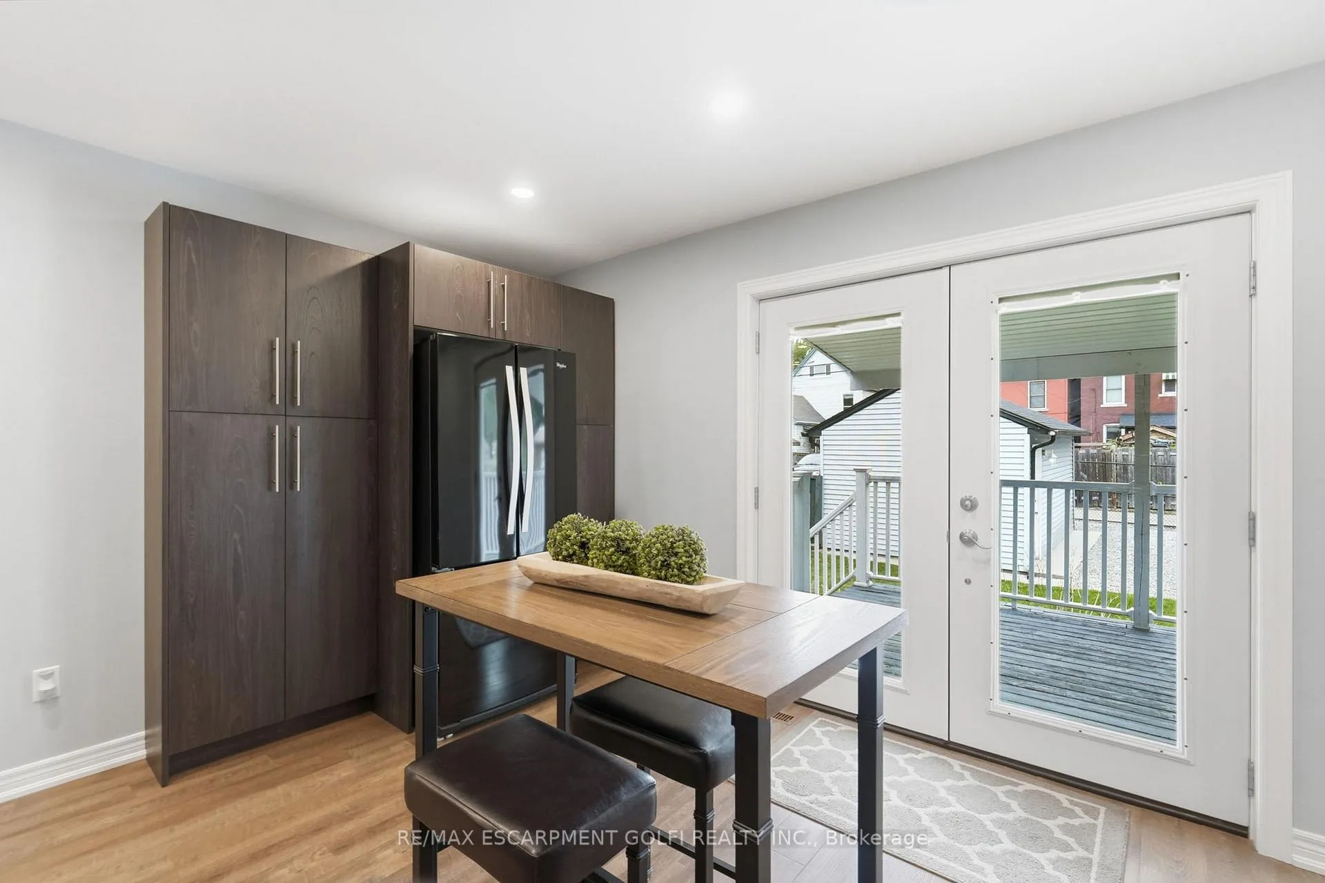 Photo 17 of 241 Rosslyn Avenue N, Hamilton, Crown Point — HOMEH