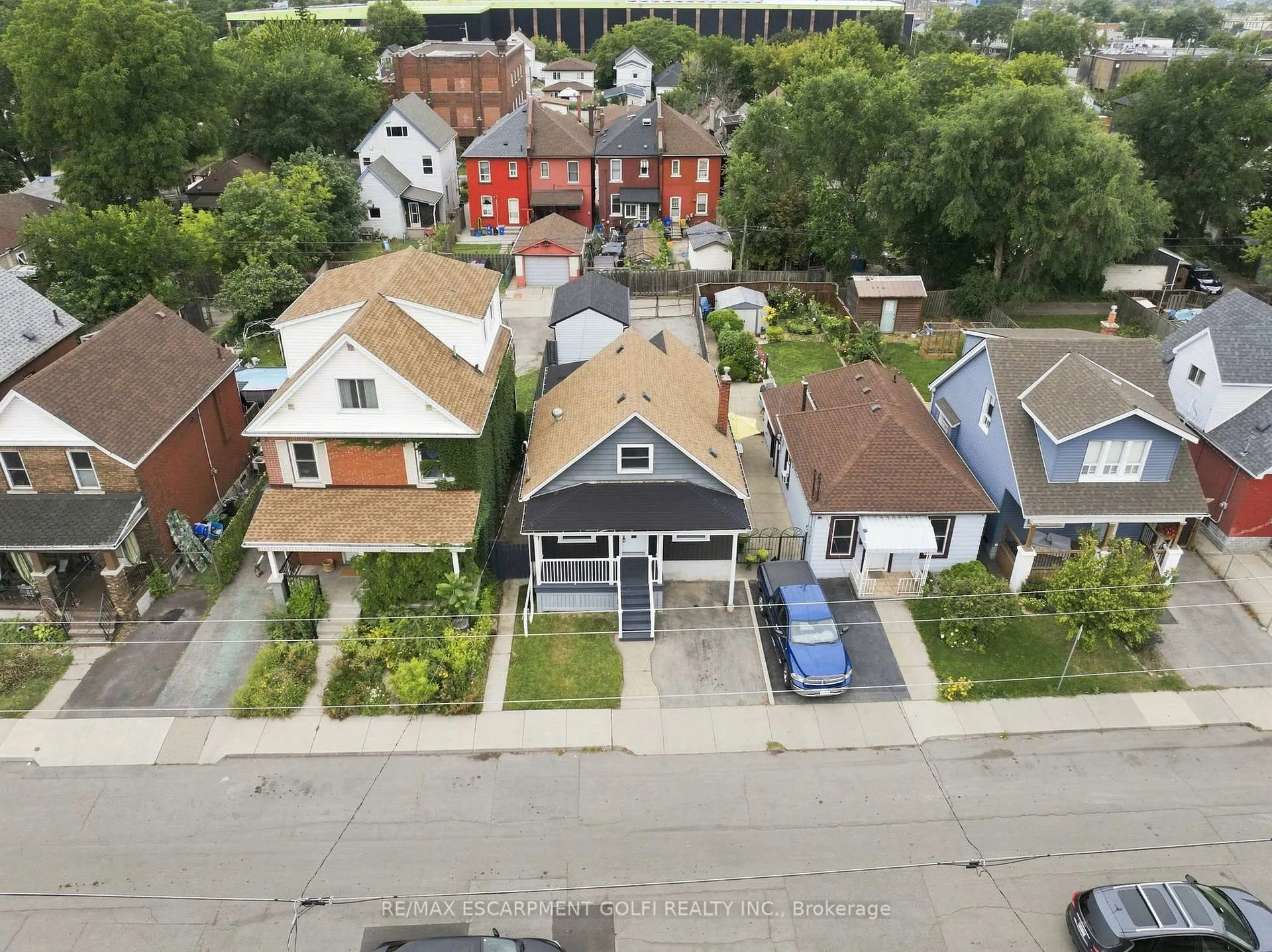 Photo 33 of 241 Rosslyn Avenue N, Hamilton, Crown Point — HOMEH