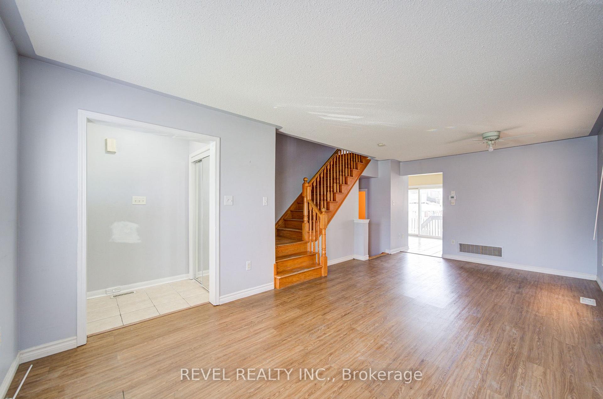 Photo 6 of 112 Rouge River Drive, Scarborough, Rouge — HOMEH