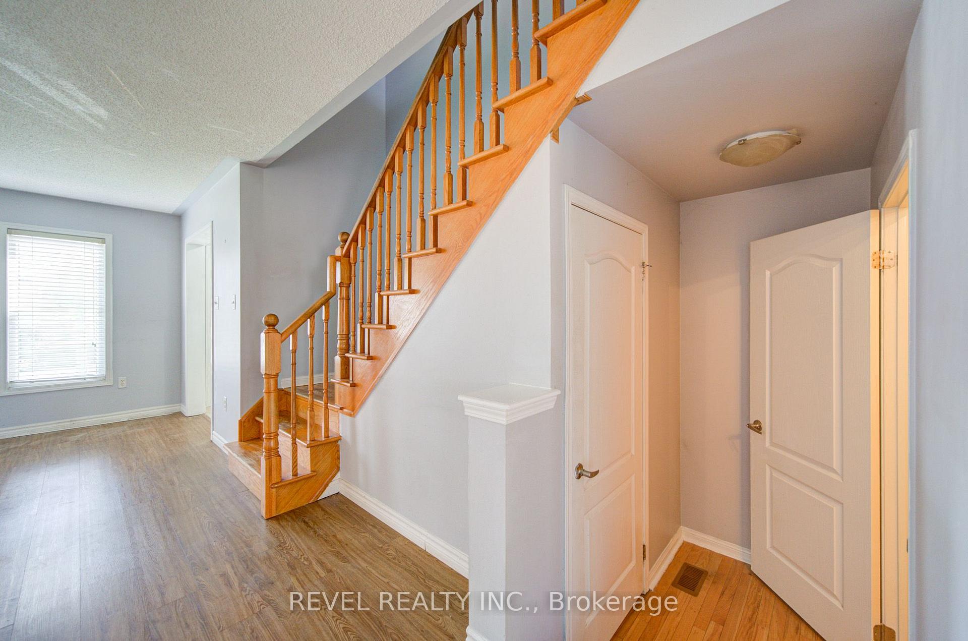 Photo 8 of 112 Rouge River Drive, Scarborough, Rouge — HOMEH