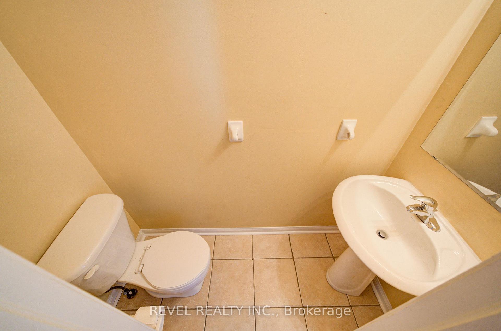 Photo 23 of 112 Rouge River Drive, Scarborough, Rouge — HOMEH