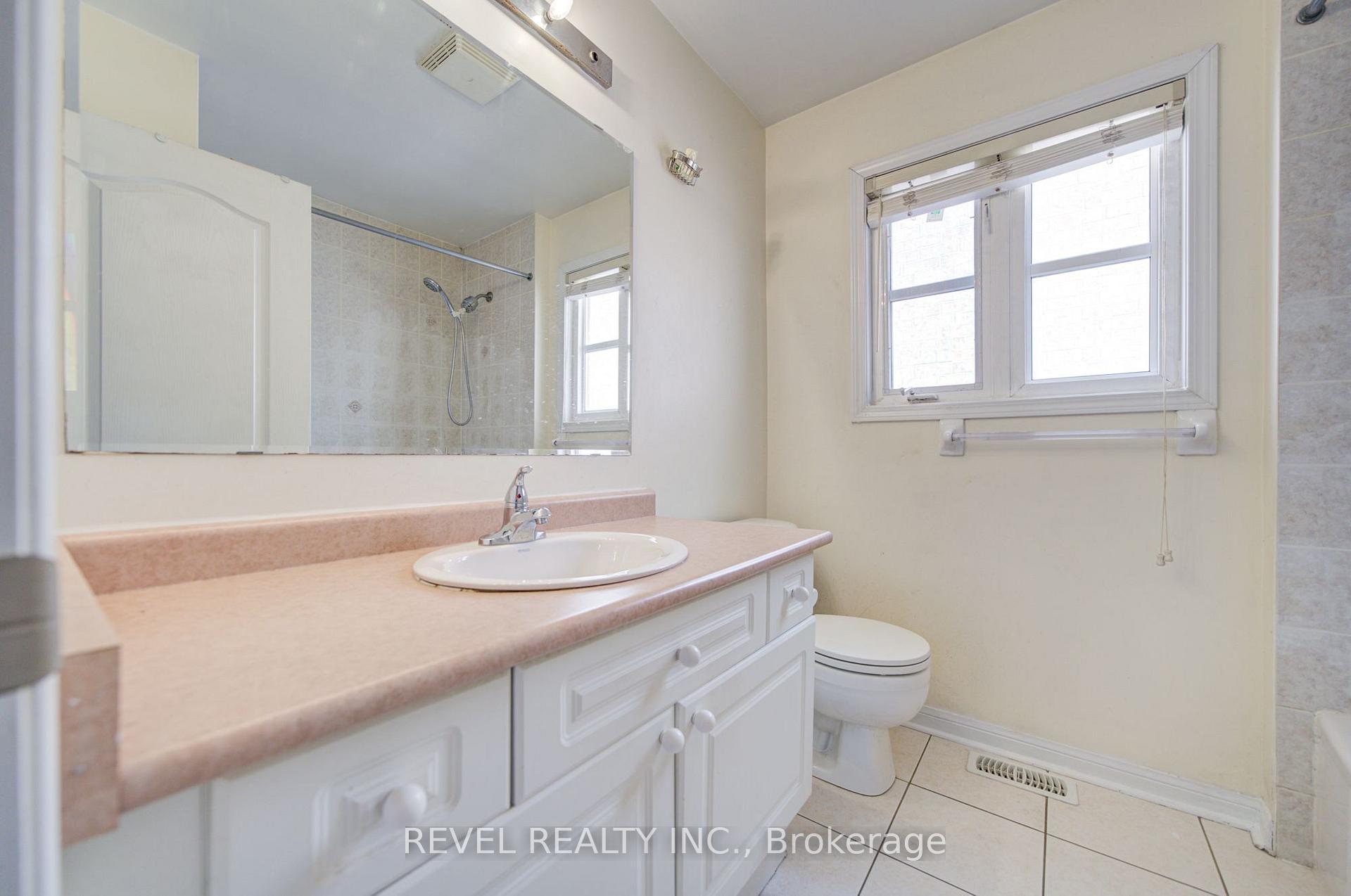 Photo 26 of 112 Rouge River Drive, Scarborough, Rouge — HOMEH