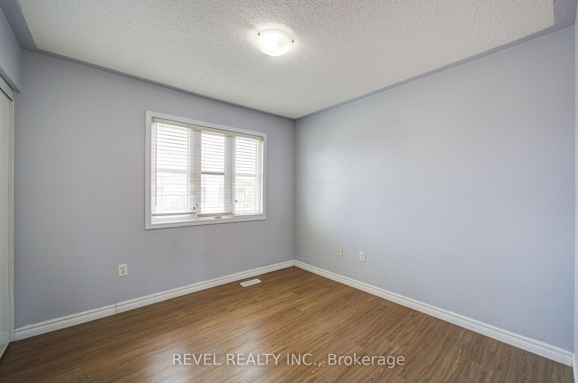 Photo 28 of 112 Rouge River Drive, Scarborough, Rouge — HOMEH