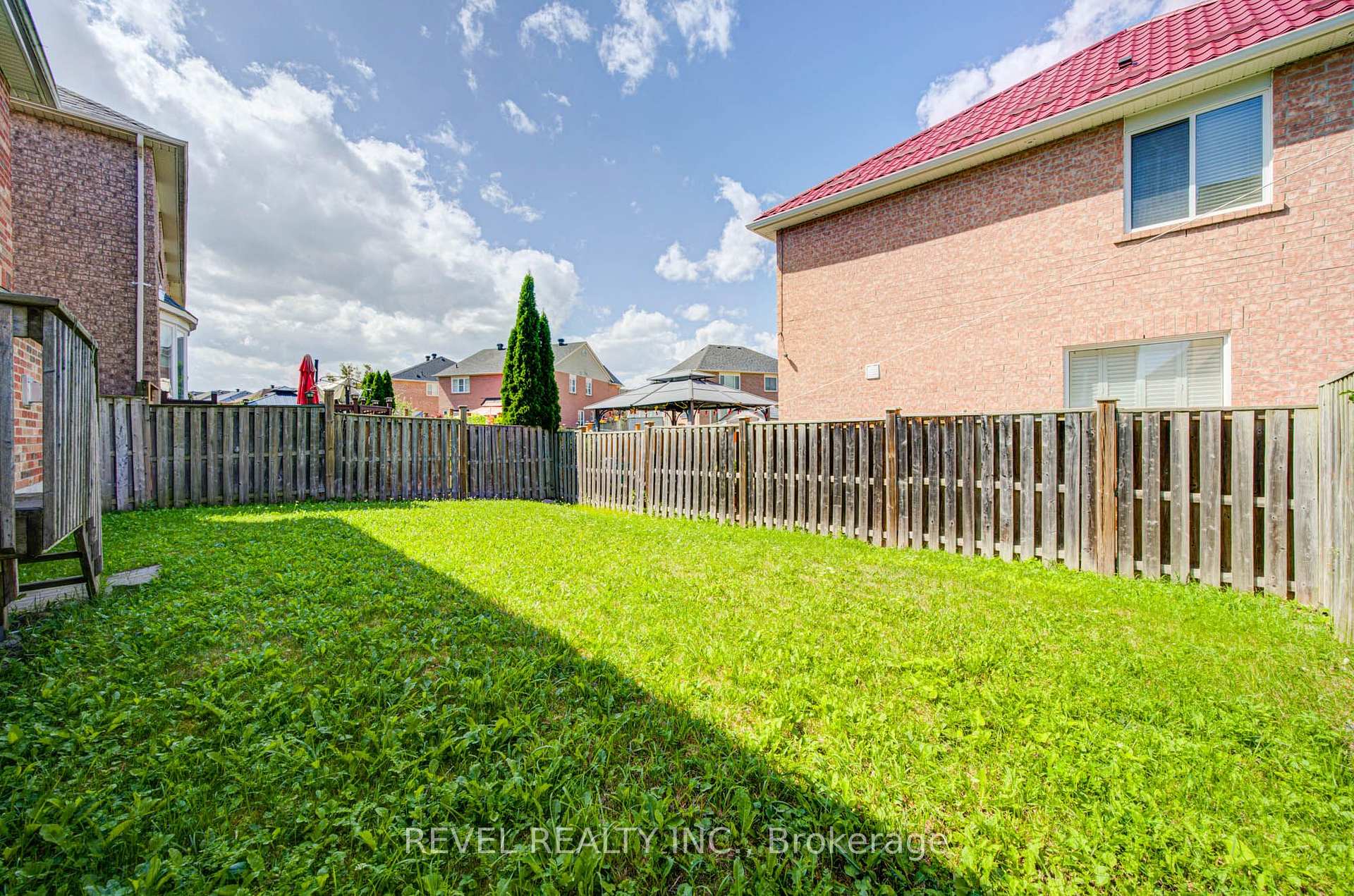 Photo 50 of 112 Rouge River Drive, Scarborough, Rouge — HOMEH