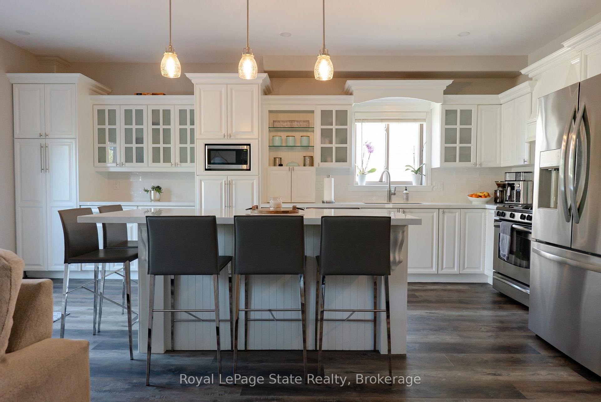 Photo 12 of 4303 Arejay Avenue, Lincoln, Beamsville — HOMEH