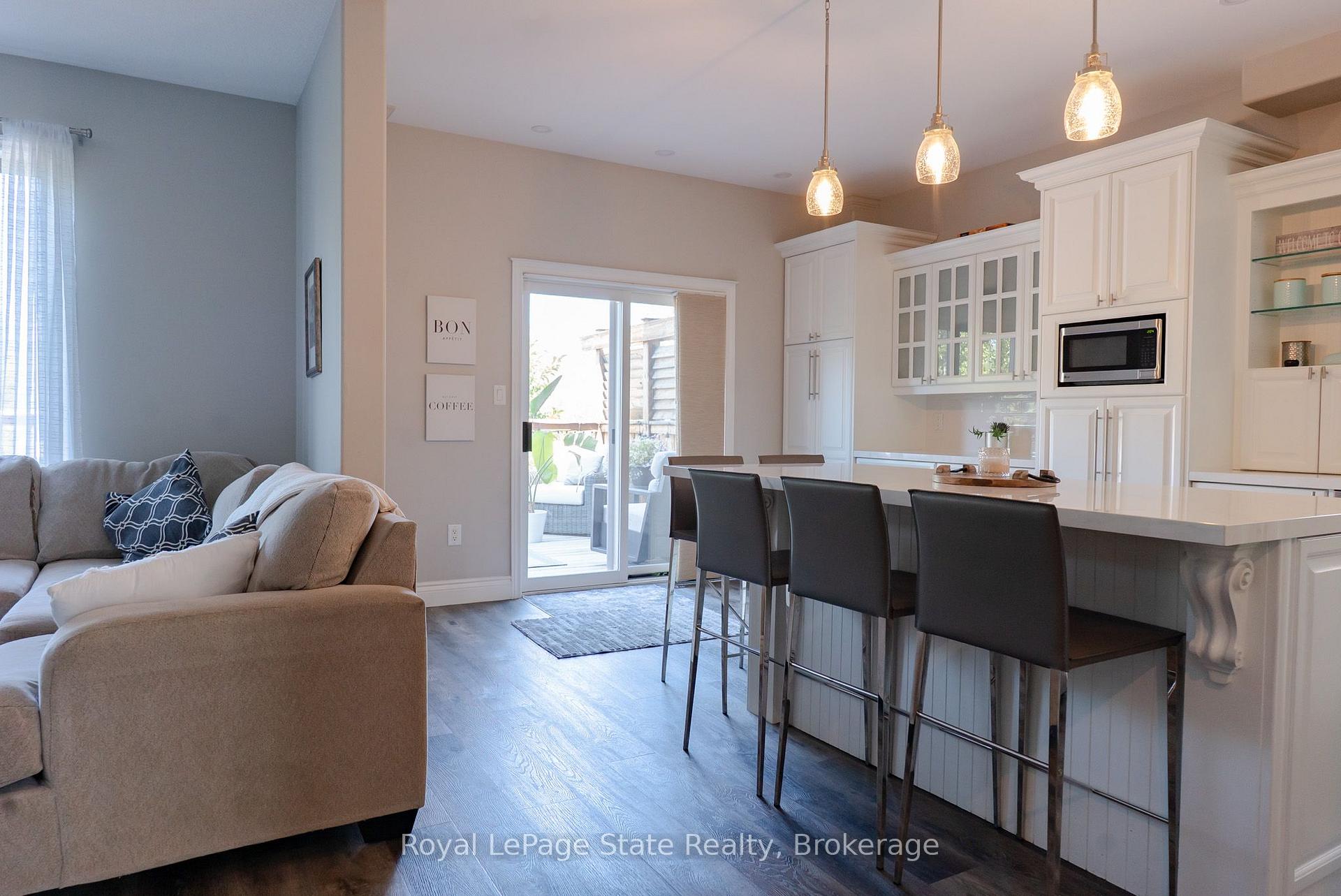 Photo 13 of 4303 Arejay Avenue, Lincoln, Beamsville — HOMEH