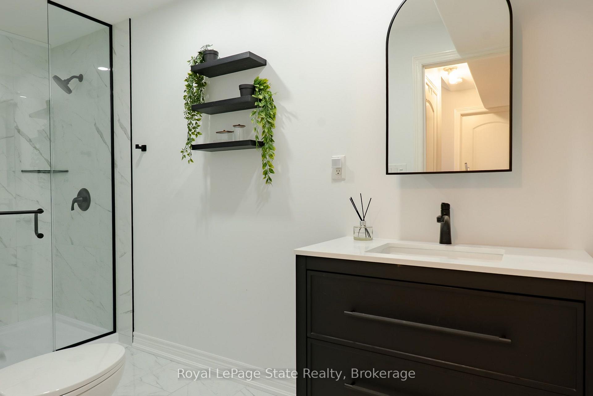 Photo 23 of 4303 Arejay Avenue, Lincoln, Beamsville — HOMEH