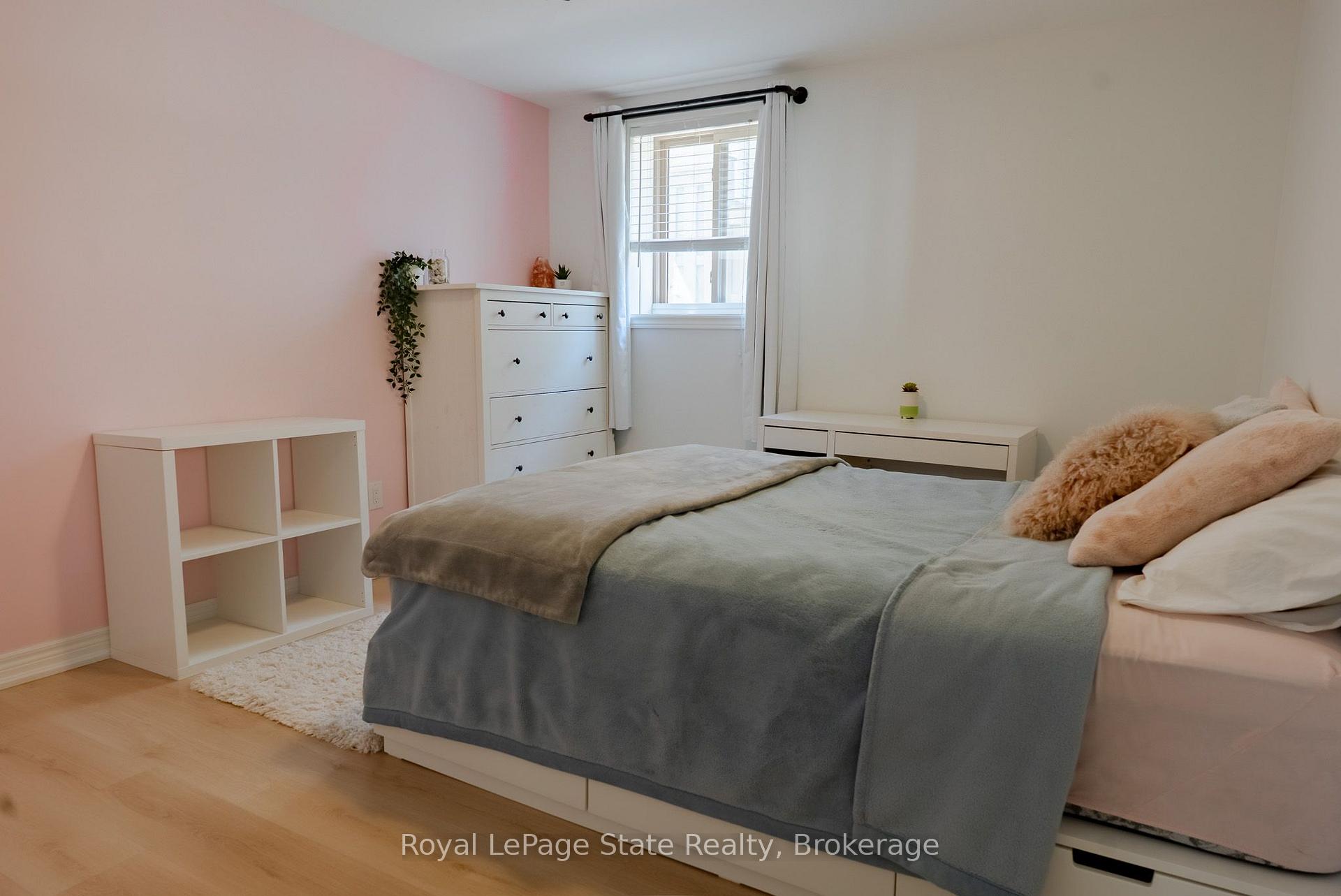 Photo 26 of 4303 Arejay Avenue, Lincoln, Beamsville — HOMEH