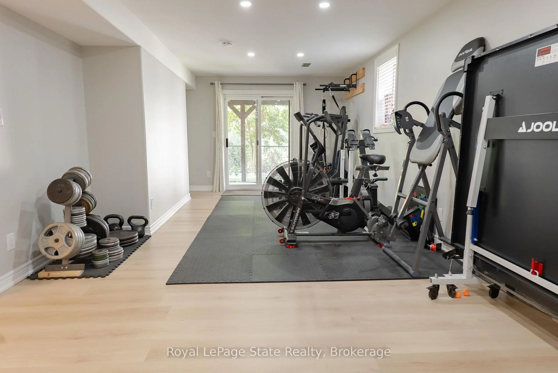 Photo 29 of 4303 Arejay Avenue, Lincoln, Beamsville — HOMEH