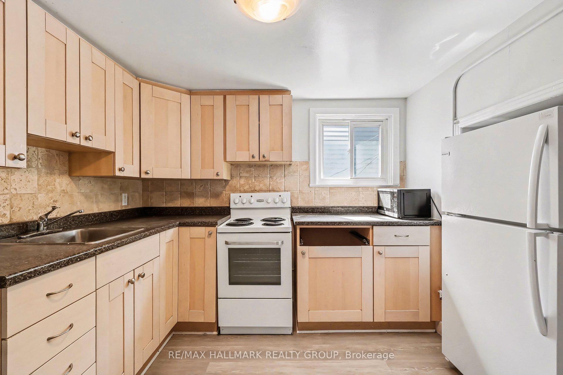 Photo 7 of Unit 2, 64 Cobourg Street, Ottawa, Lower Town — HOMEH